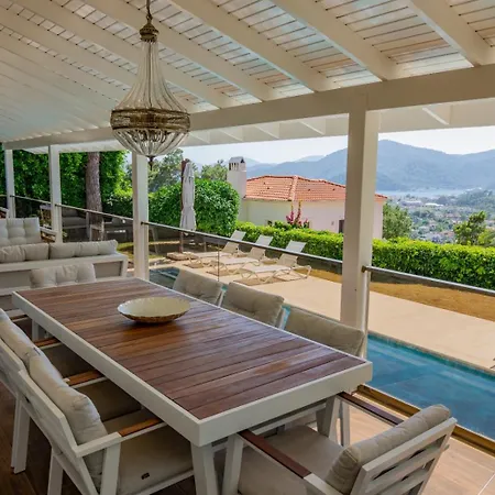 וילה With Amazing Sea And Mountain Views *